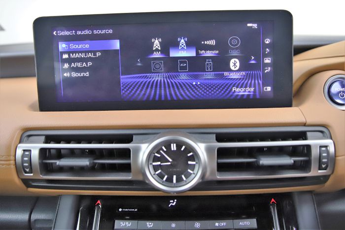 Lexus IS300h 2021