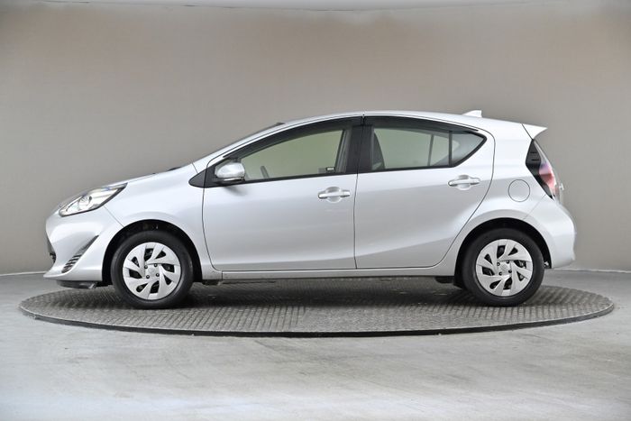 Toyota Aqua 2021