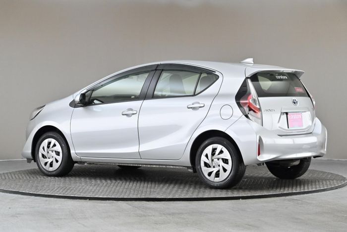 Toyota Aqua 2021