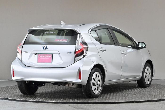 Toyota Aqua 2021