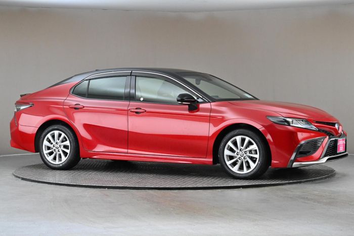 Toyota Camry 2021