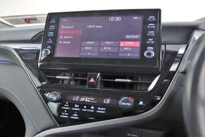 Toyota Camry 2021