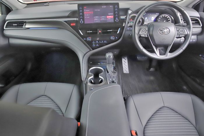Toyota Camry 2021