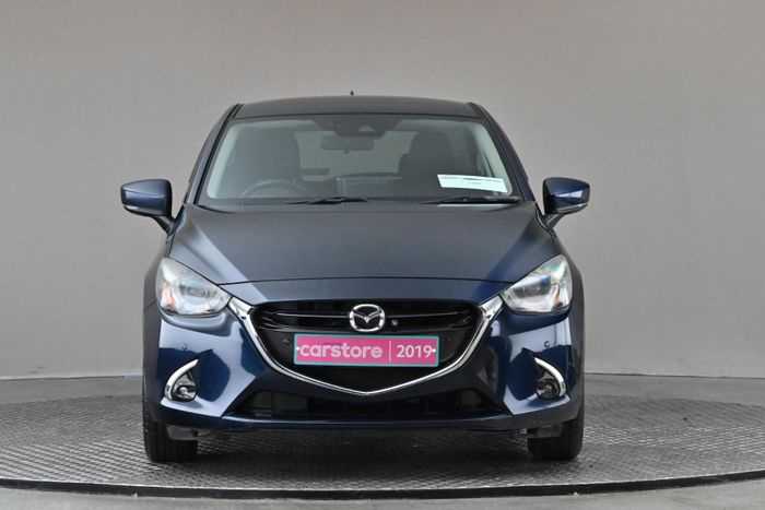 Mazda 2 2019