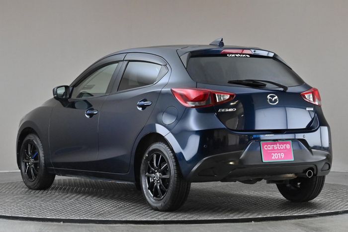 Mazda 2 2019