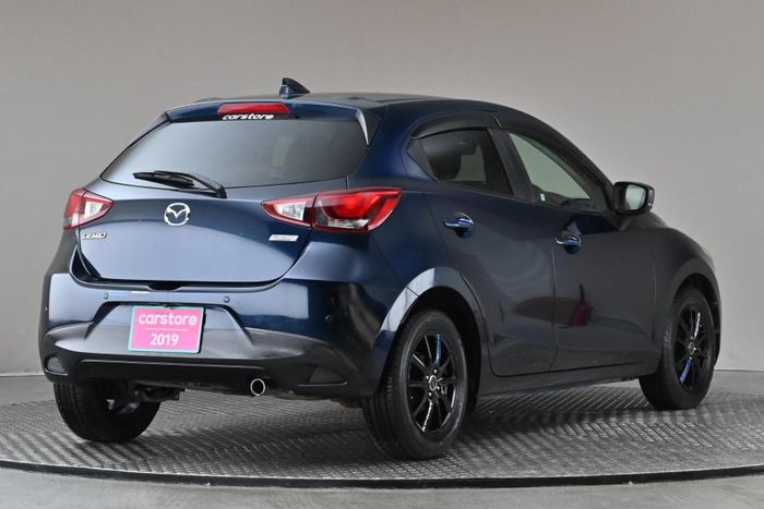 Mazda 2 2019