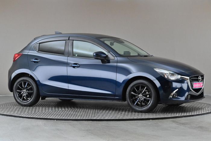 Mazda 2 2019