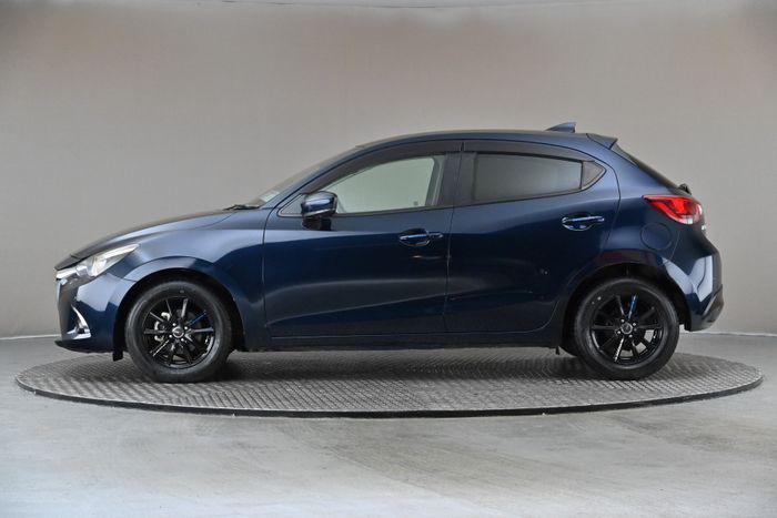 Mazda 2 2019