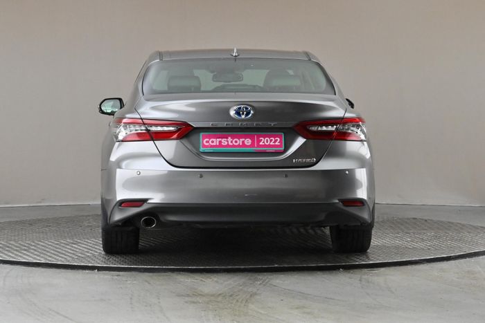 Toyota Camry 2022