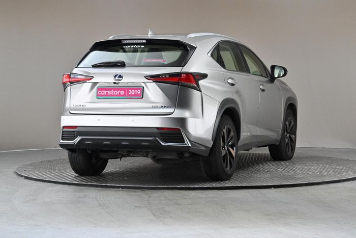 Lexus NX 2019