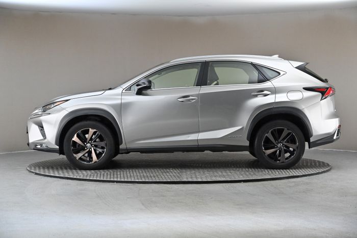 Lexus NX 2019