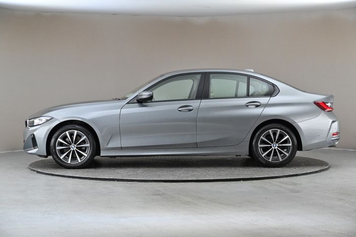 BMW 3 Series 2023