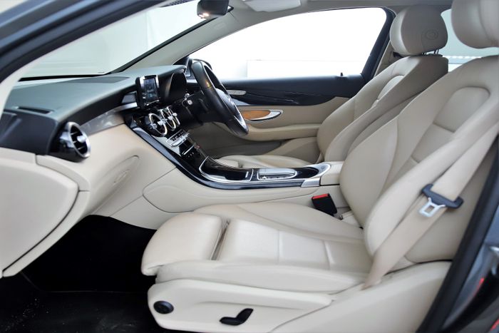 Mercedes-Benz GLC 2021