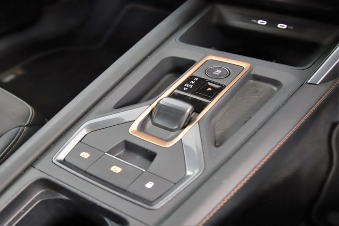 Cupra Leon 2025