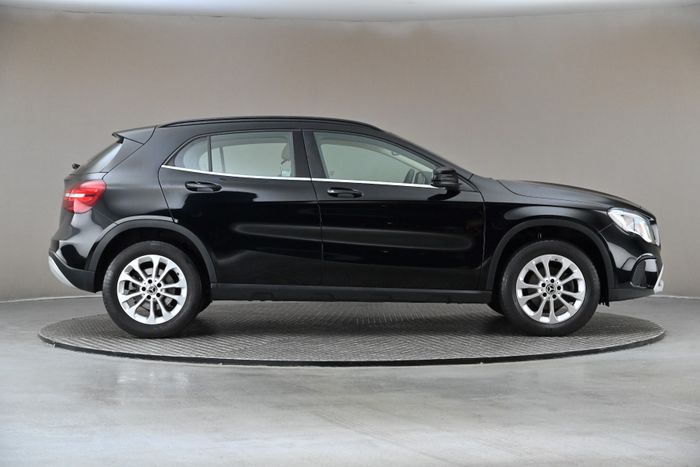 Mercedes-Benz GLA 2019