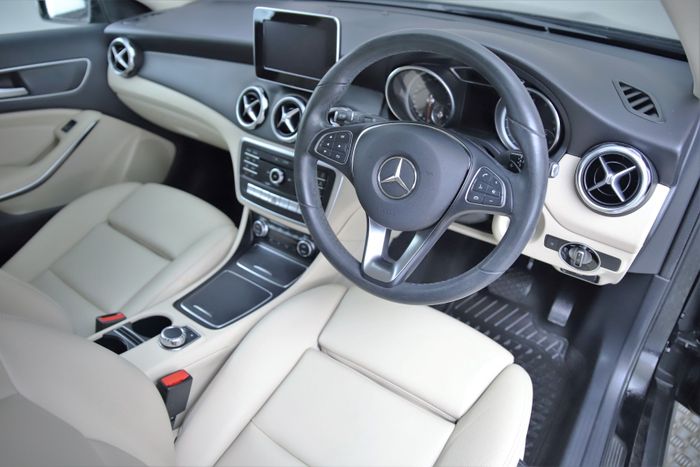 Mercedes-Benz GLA 2019
