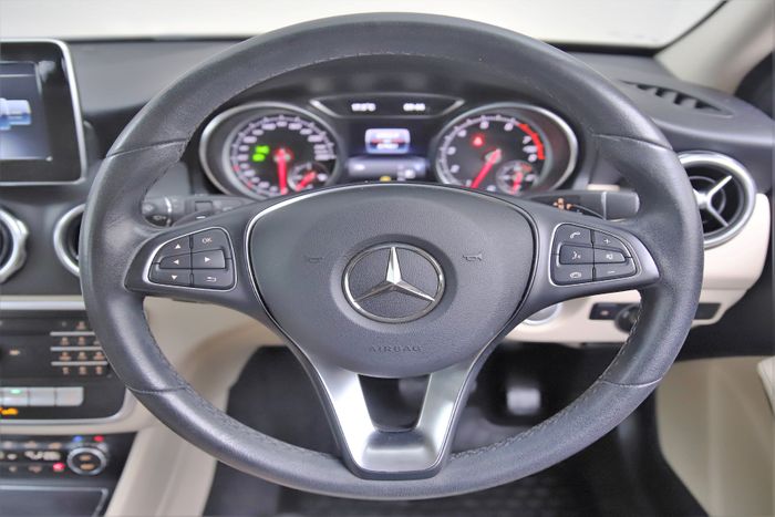 Mercedes-Benz GLA 2019