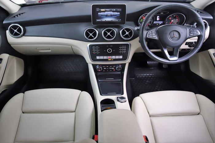 Mercedes-Benz GLA 2019