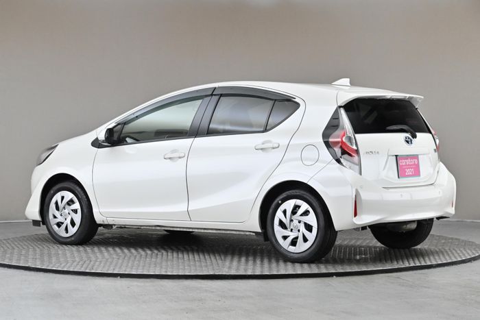Toyota Aqua 2021