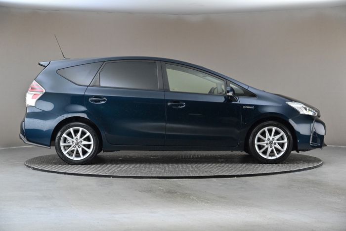 Toyota PRIUS+ 2018