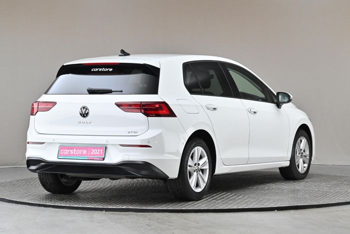 Volkswagen Golf 2021