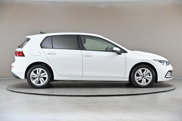 Volkswagen Golf 2021