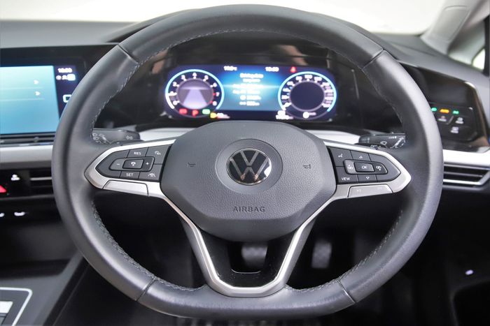 Volkswagen Golf 2021