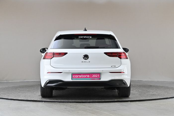 Volkswagen Golf 2021