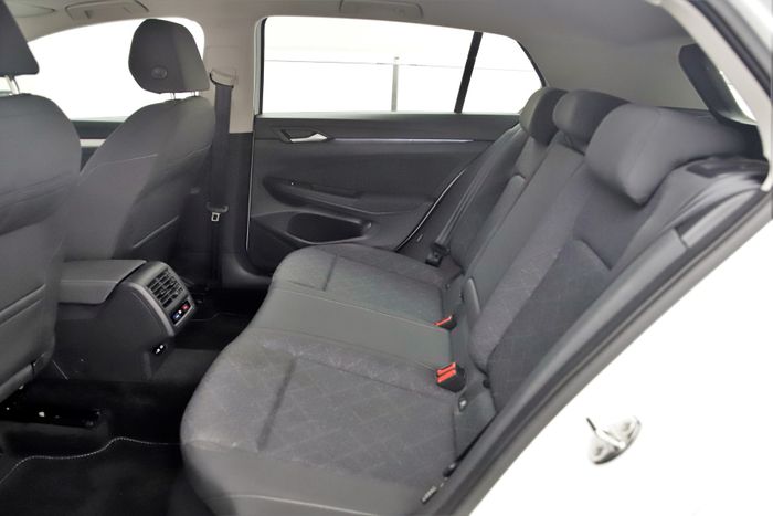 Volkswagen Golf 2021