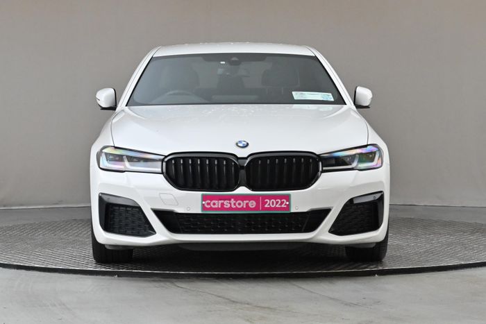 BMW 5 Series 2022