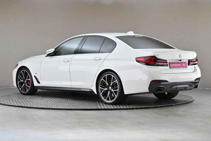 BMW 5 Series 2022