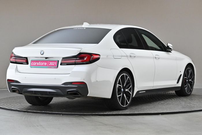 BMW 5 Series 2022