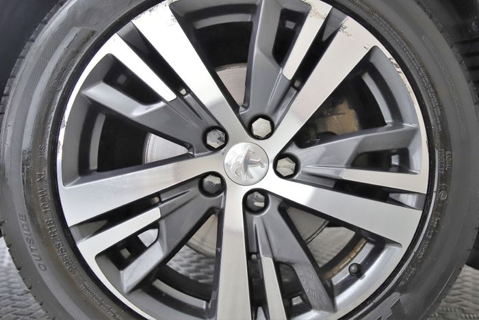 Peugeot 5008 2023