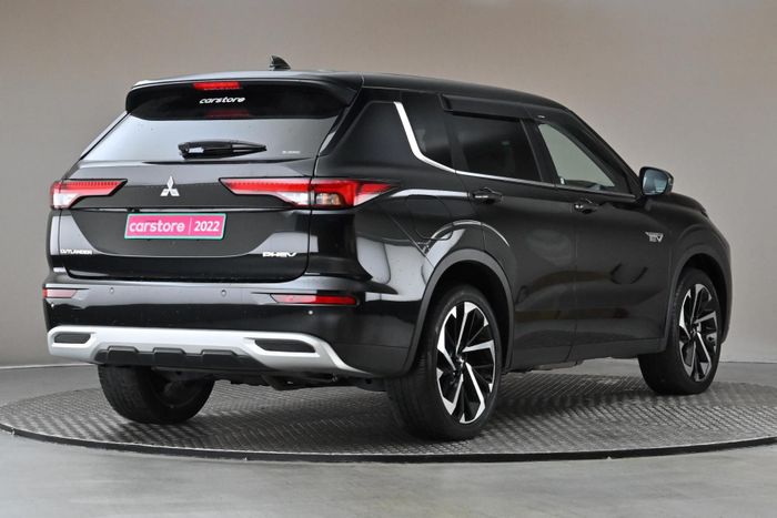 Mitsubishi Outlander 2022
