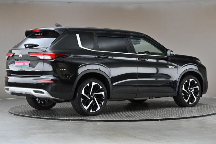 Mitsubishi Outlander 2022