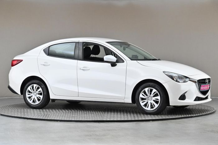 Mazda 2 2020
