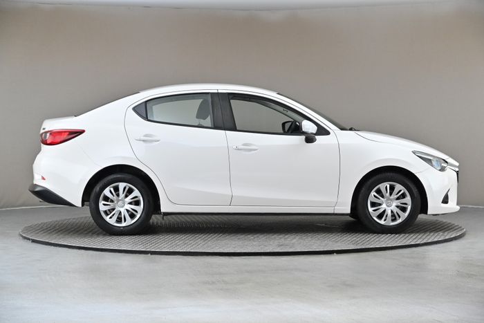 Mazda 2 2020