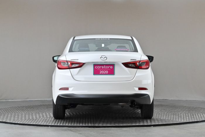 Mazda 2 2020