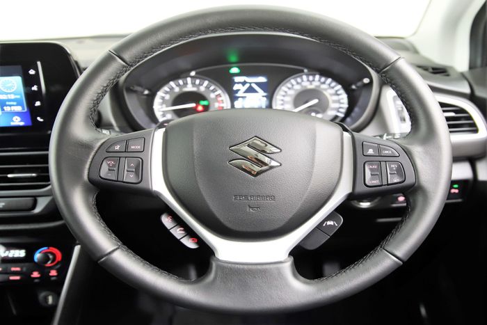 Suzuki SX4 2024