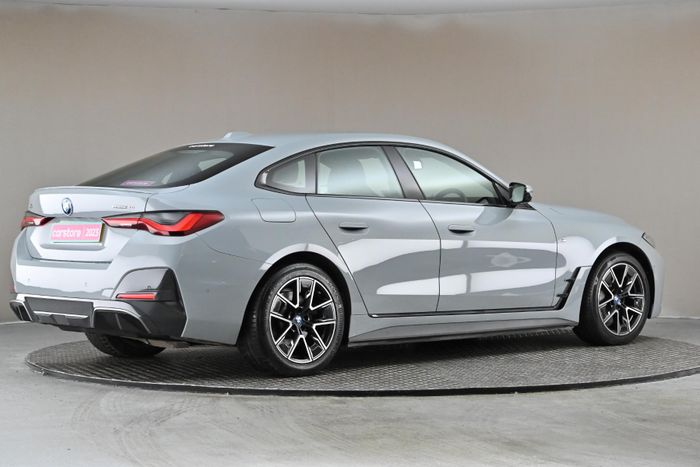 BMW i4 2023