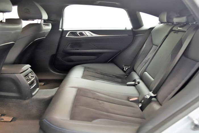 BMW i4 2023