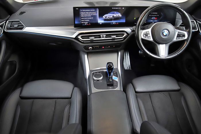 BMW i4 2023