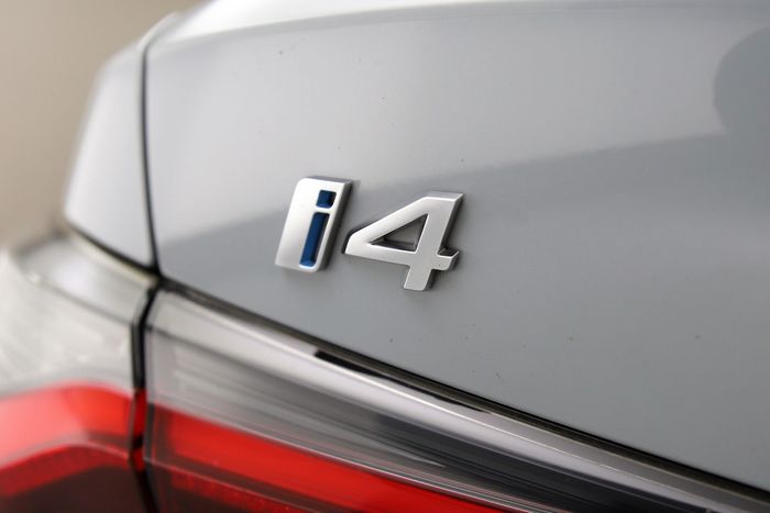 BMW i4 2023