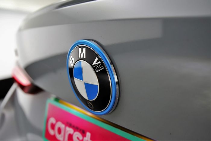 BMW i4 2023