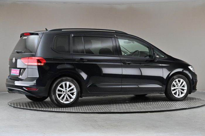 Volkswagen Touran 2016