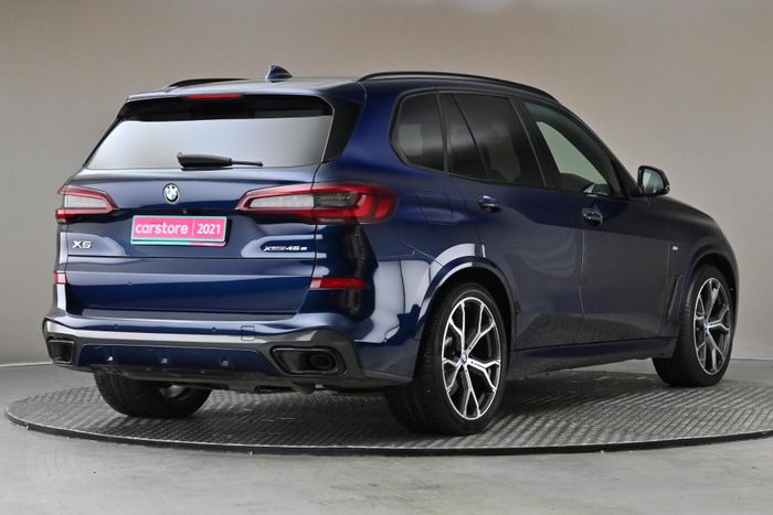 BMW X5 2021