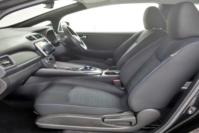 Nissan Leaf 2023