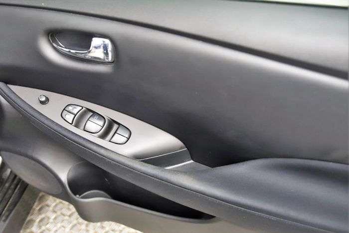 Nissan Leaf 2023
