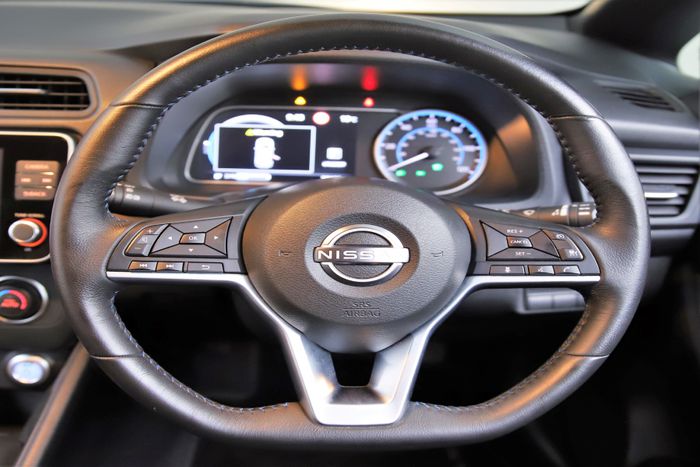 Nissan Leaf 2023