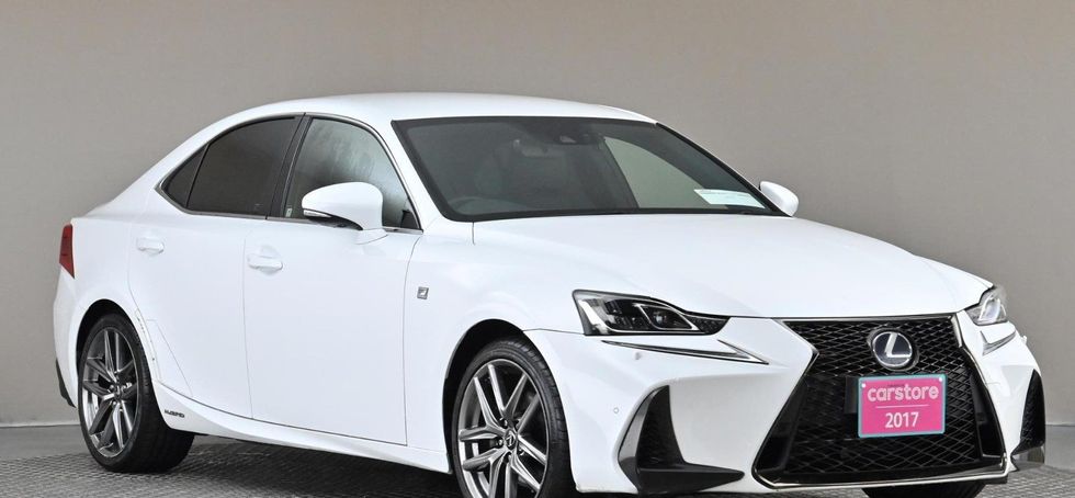 Lexus IS300h 2017
